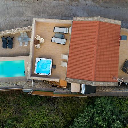 Olga'S Filoxenia - Villa Aladanos-Private Pool And Heated Jacuzzi Makhairoi Exterior photo