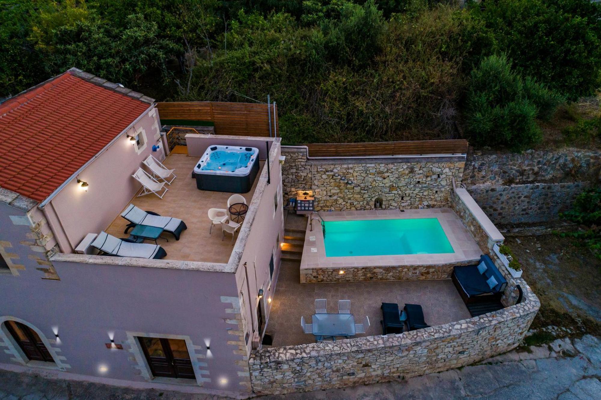 Olga'S Filoxenia - Villa Aladanos-Private Pool And Heated Jacuzzi Makhairoi Exterior photo