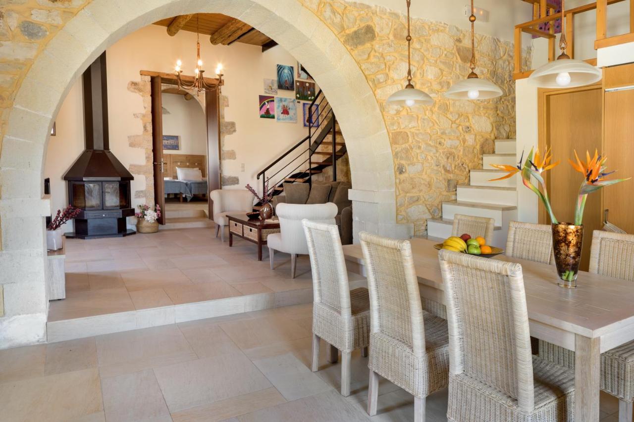 Olga'S Filoxenia - Villa Aladanos-Private Pool And Heated Jacuzzi Makhairoi Exterior photo