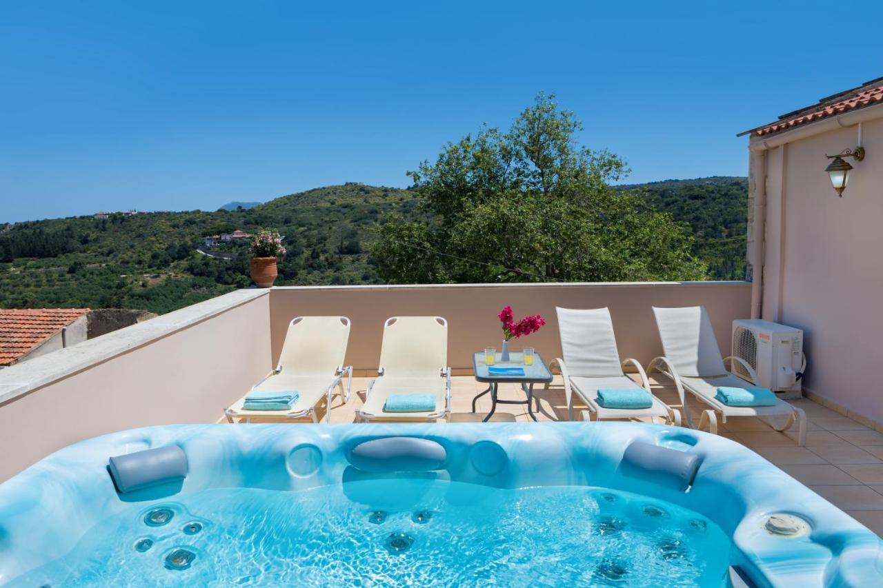 Olga'S Filoxenia - Villa Aladanos-Private Pool And Heated Jacuzzi Makhairoi Exterior photo